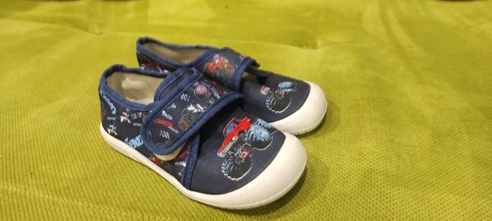 Зимни обувки за момче 27 номер цената е за всички