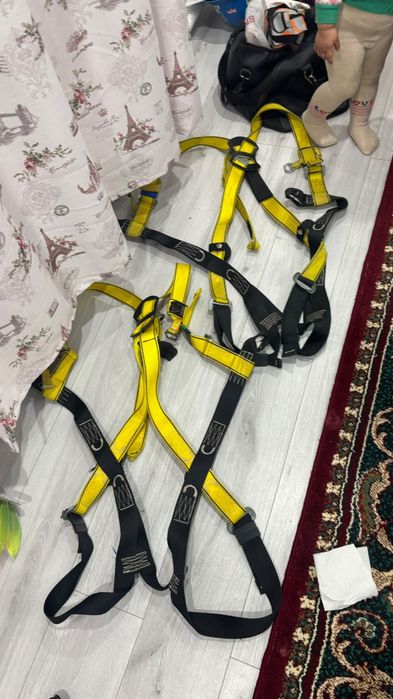 Страховочные пояс