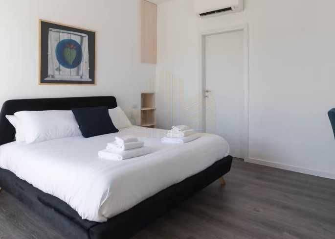 Дава се под наем Тристаен апартамент в Пловдив, Център - 75 кв.м за 255 € - Снимка #2