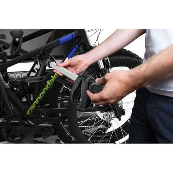 Suport biciclete Thule VeloCompact 926 pe carligul de remorcare 3 bici