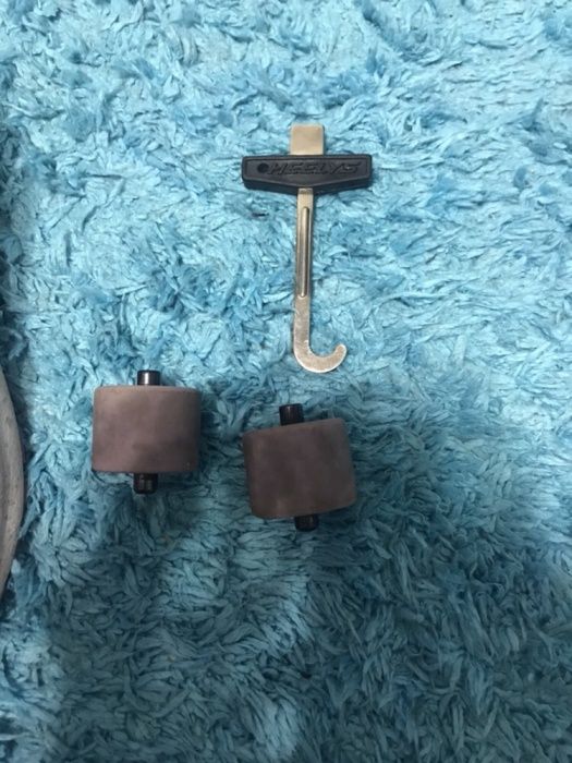 Продам кроссовки на роликах