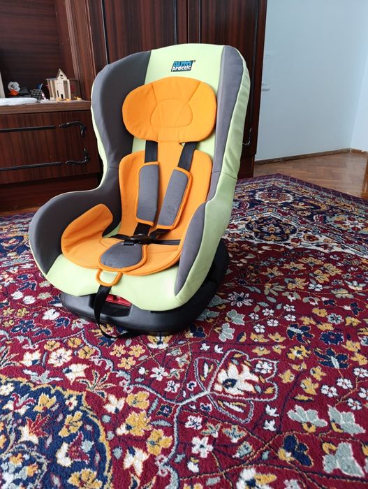 Детско столче за кола