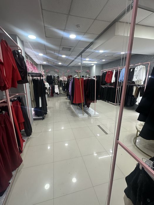 Продается женский бутик одежды