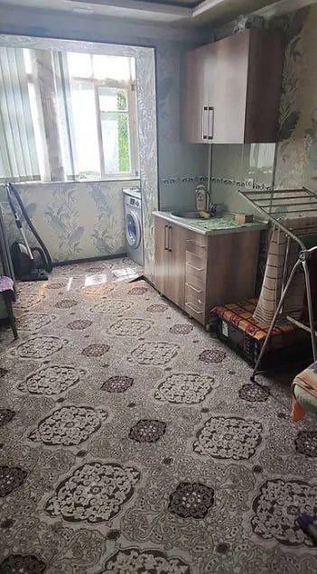 Однокомнатная улица Шота Руставели  балкон 1.5х3 метра кирпичный дом