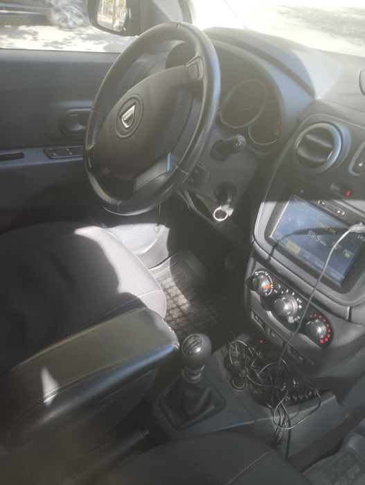 DACIA Lodgy 2015 — imagine 2