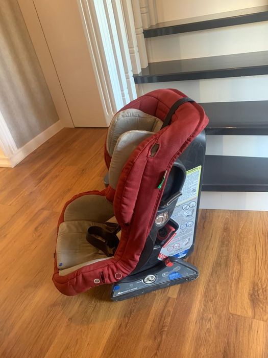 Детское автокресло