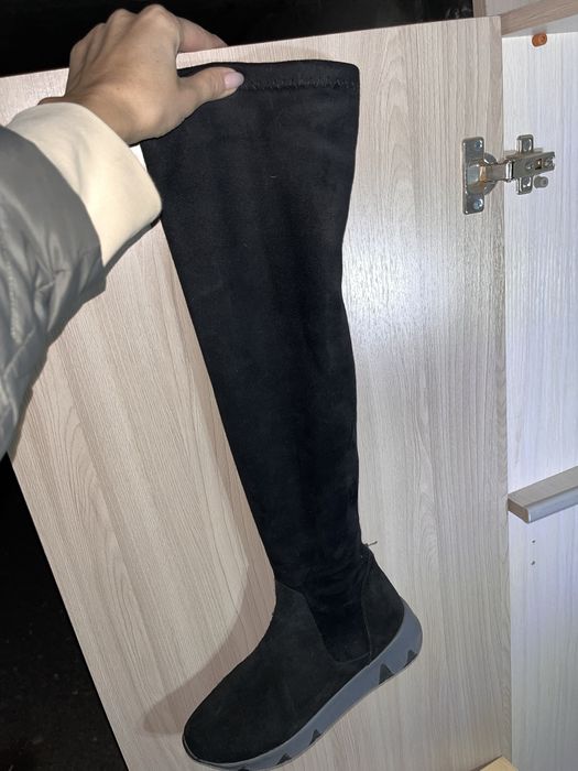 Продам женские сапоги