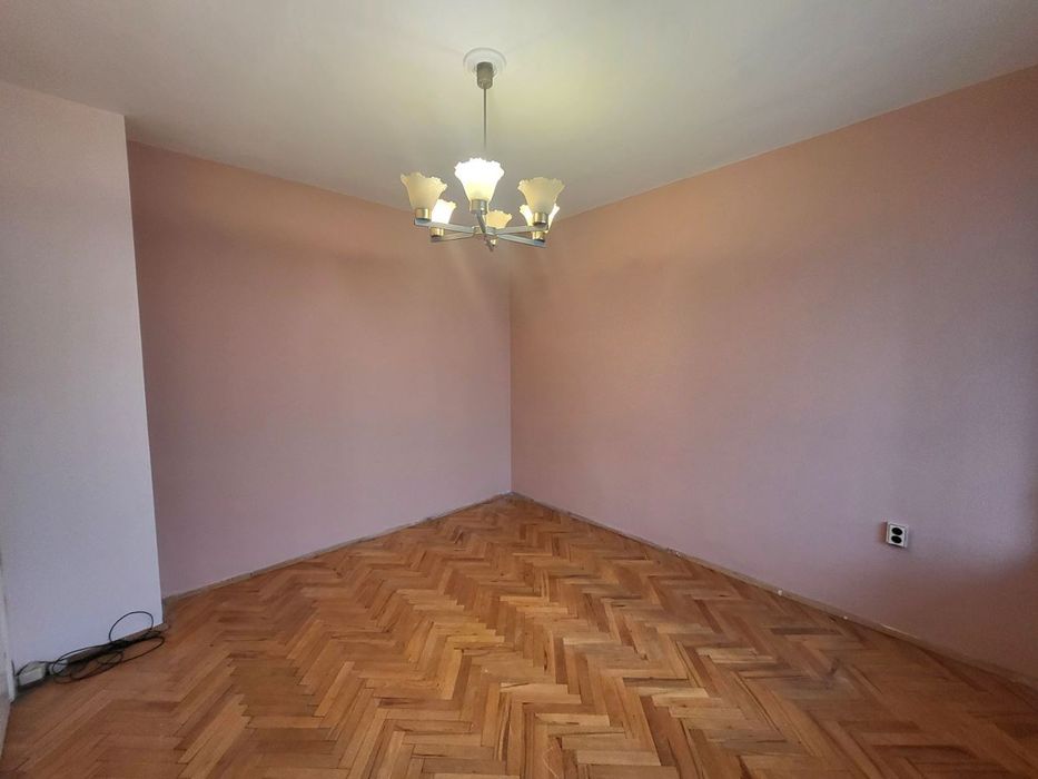 Продава се Двустаен апартамент в София, Илинден - 70 кв.м за 1203 €/кв.м - Снимка #1