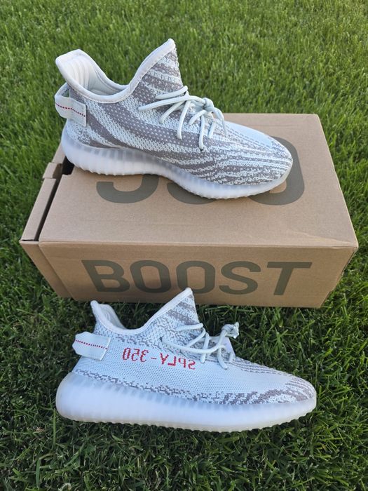 Adidasi yeezy 350 boost