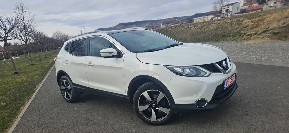 Nissan qashqai 1.2 2015