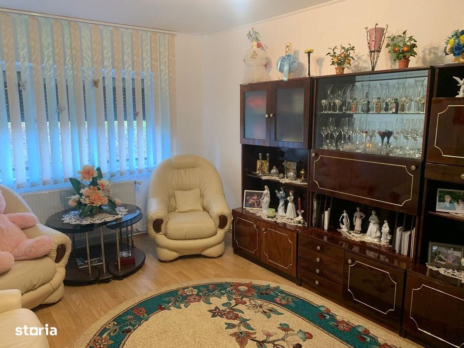 Apartament De Vanzare 3 Camere Siret