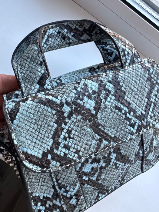 Продам маленькую сумку