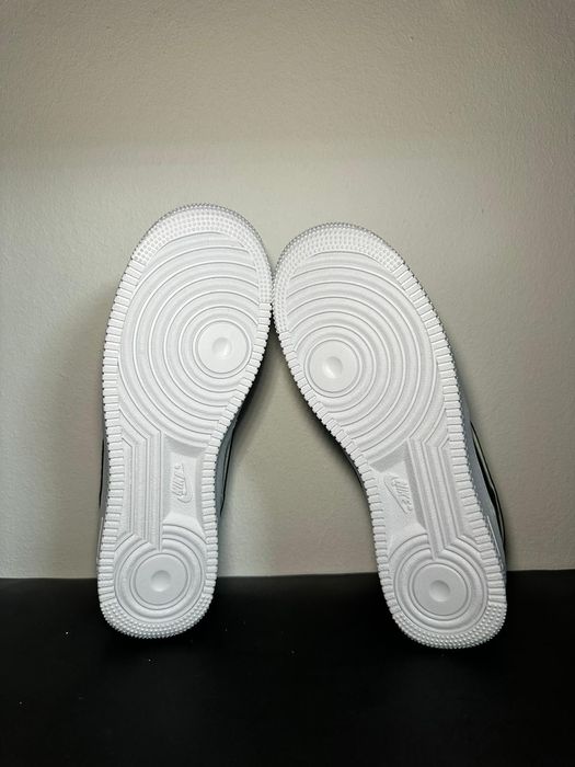 Nike Air Force 1 • Negru & Alb