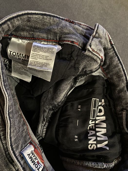 Оригинални дамски дънки Tommy Hilfiger