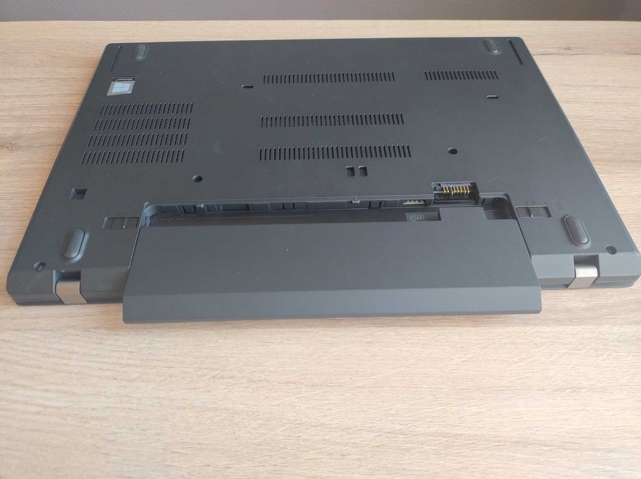 лаптоп Леново T480 16gb 256gb SSD Windows 11 pro