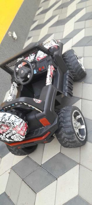Masinuta electrică copii 4× 4