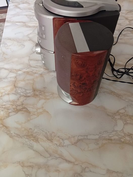 Radio CD maestro funcțional nu știu CD cum funcționează  se probează