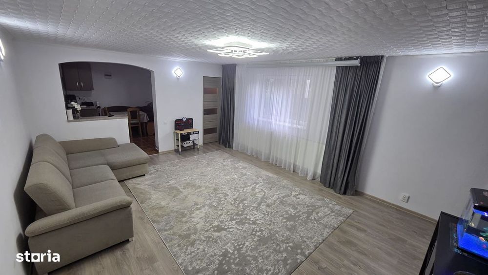 Casă P+1 de vânzare în Pantelimon 4 Camere 2 băi + Anexă Separata
