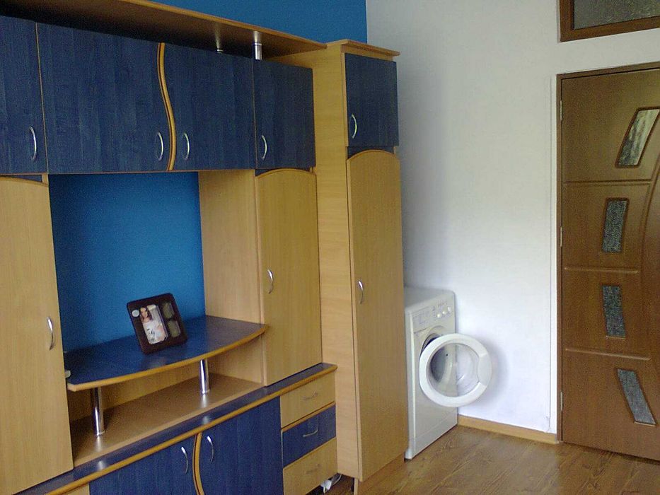 Inchiriere garsoniera zona Far/ Billa pe termen lung.