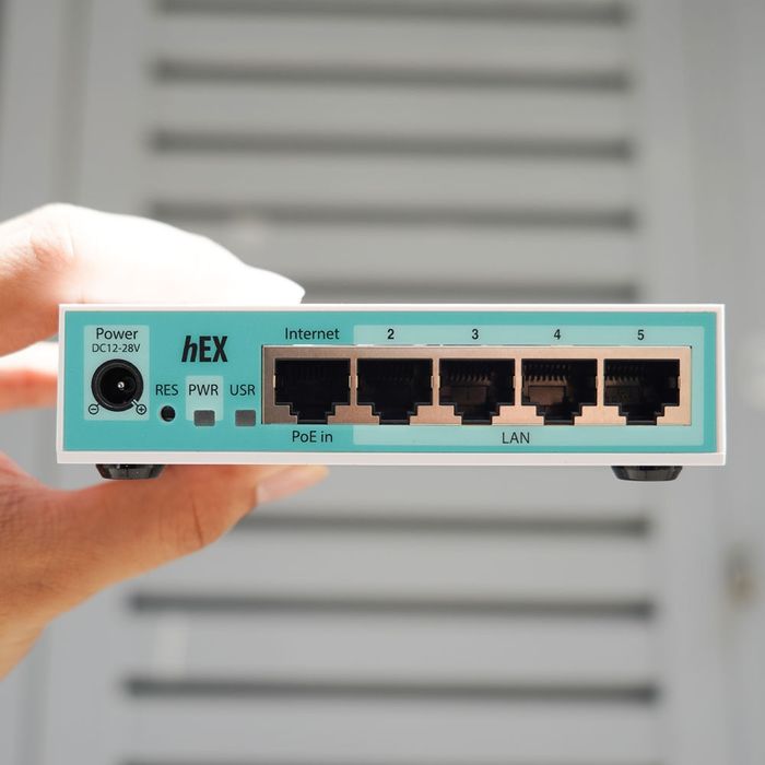 # MikroTik hEX Refresh E50UG Маршрутизатор Гигабитный