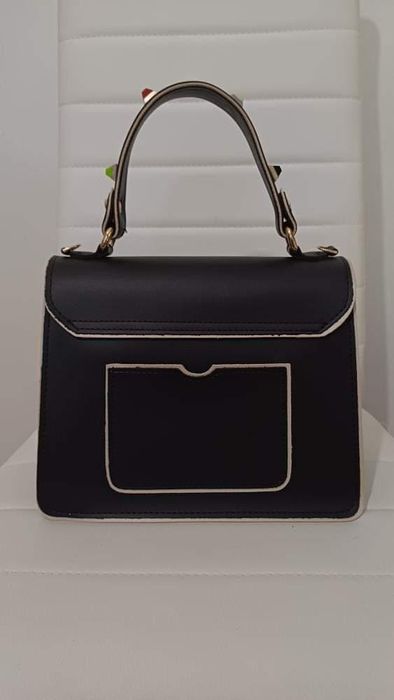 Стилна Дамска Чанта - ЧИСТО НОВА