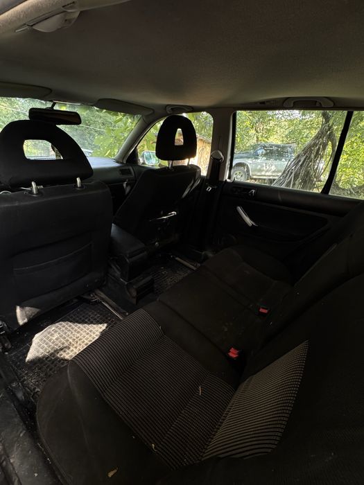 Vw Bora de vanzare cu motor defect