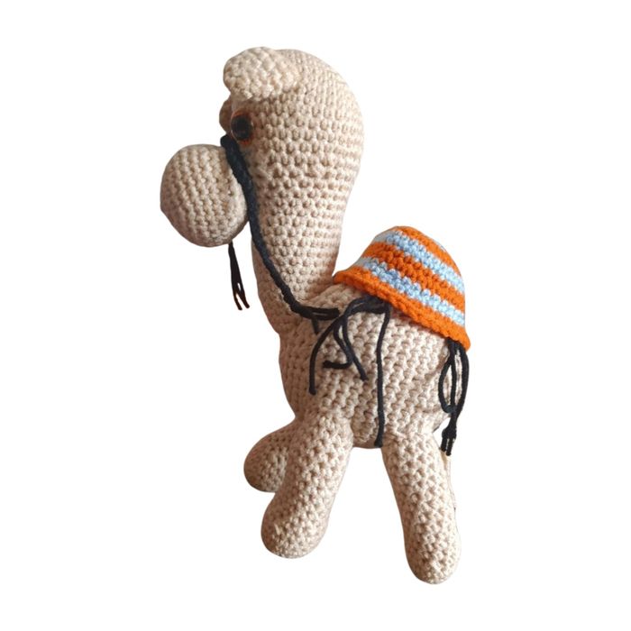 вязанный верблюд