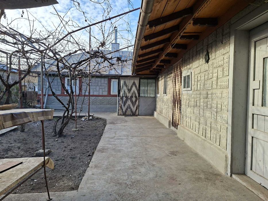 Casa de vanzare Smeeni