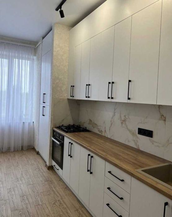 Дава се под наем Двустаен апартамент в София, Център - 56 кв.м за 459 € - Снимка #1