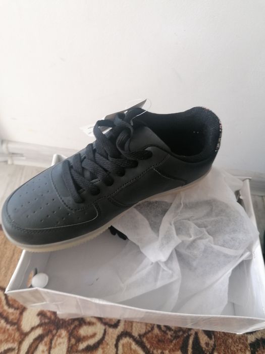 Чанти, раници и спортни обувки