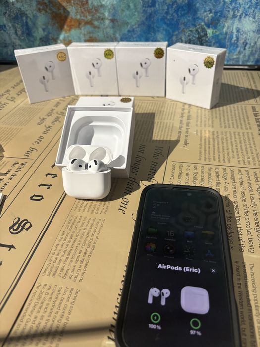 Apple AirPods 4 cu ANC