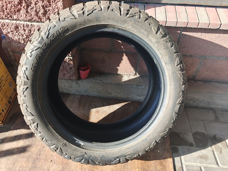 Шина автомобильная MAXXIS RAZR AT