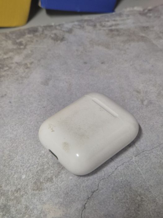 AirPods 2 лот:92/1047