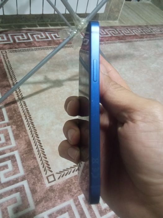 Айфон 12 без ремонт