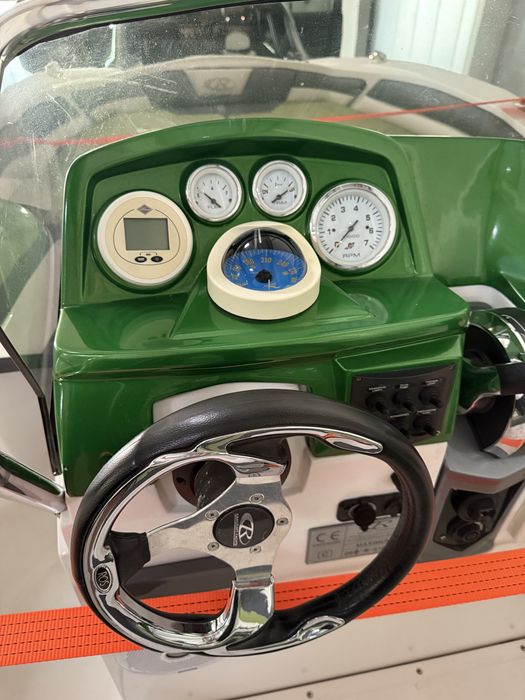 Barca Rancraft RS Cinque 2019 motor Mercury 40/70 de cai