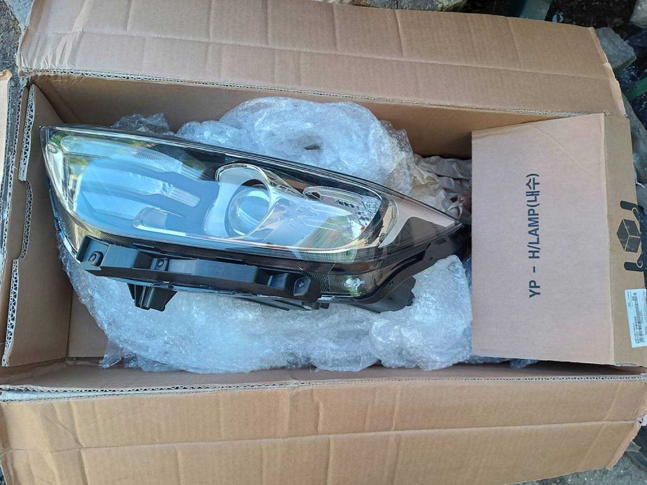 Ляв Фар KIA STONIC Оригинален Нов