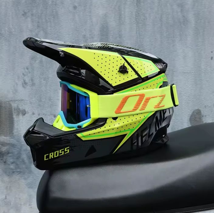 Casca full face cu certificare DOT