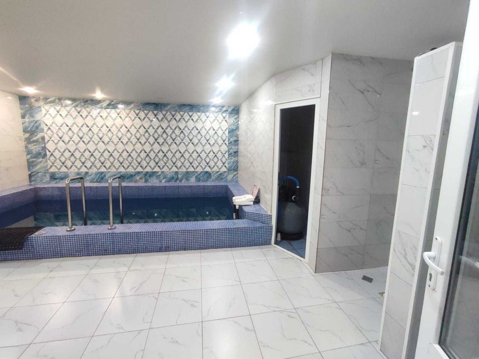 Действующая Сауна с Бассейном 2008г 169м2