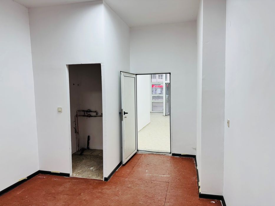 Дава се под наем Магазин в София, Банишора - 50 кв.м за 765 € - Снимка #7