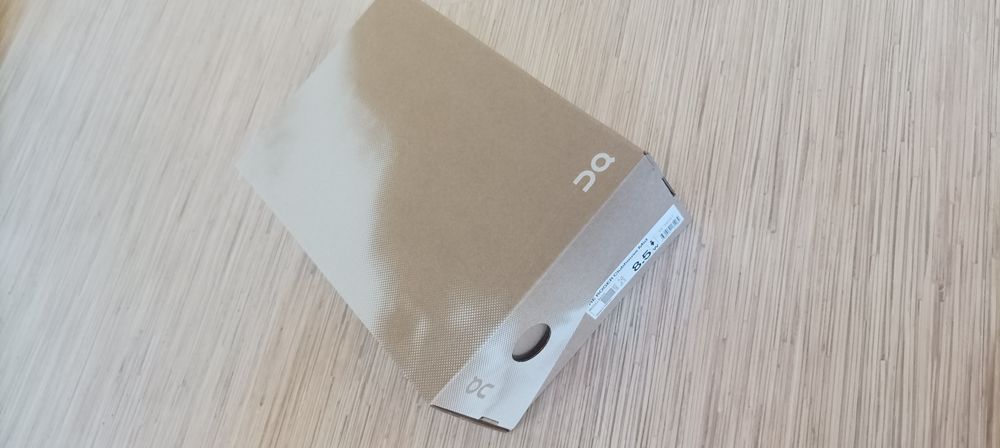 НОВИ Маркови дамски кецове ON, The Roger Clubhouse Mid, 40