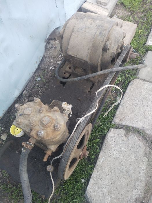 Электро двигатель с компрессором