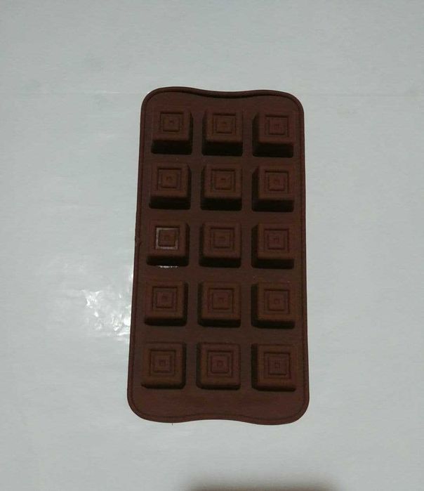Силиконовые формы для выпечки , льда .