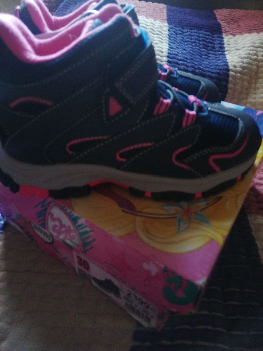 Обувь детская новая