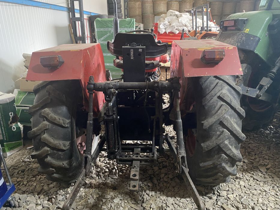 Tractor universal 445 cu carte rar