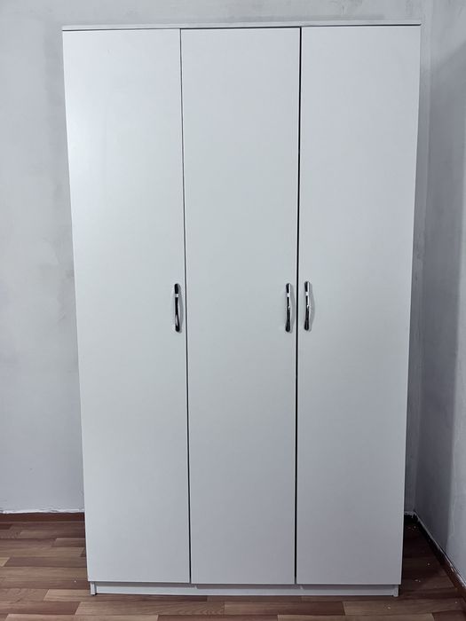Шкаф 210х120х80см