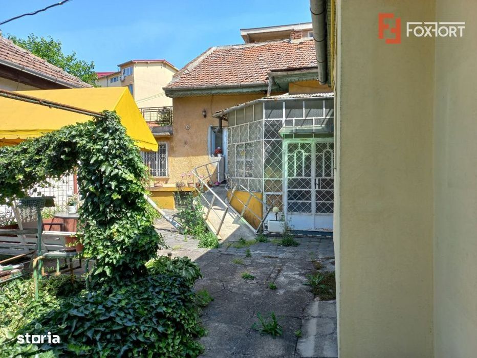 Oportunitate excelenta pentru investitie casa la curte comuna – Take