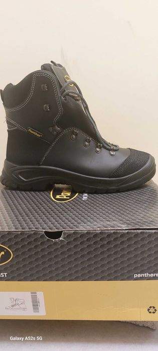 Продавам нови италиански черни естествена кожа работни обувки Panter