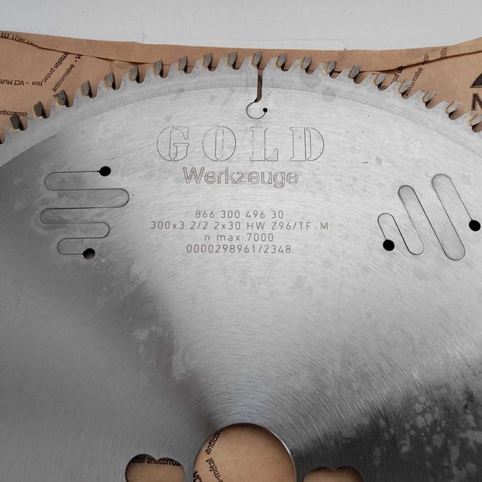 Циркулярен диск 300мм за гланцирани мебелни плоскости