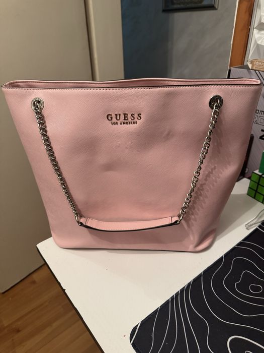 Patrizia Pepe чанта, Guess чанта