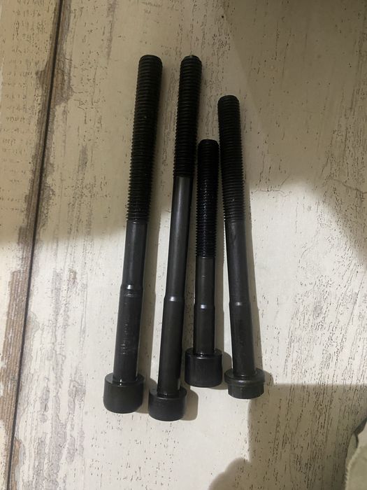 Болты гбц на разные двигателя